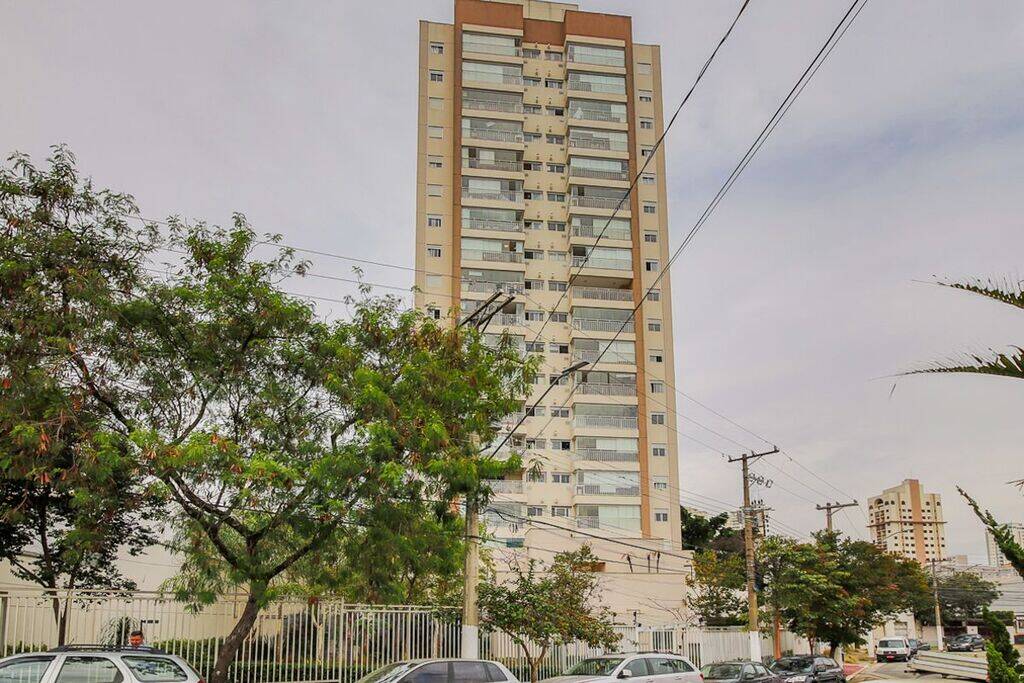 Apartamento na Mooca com dois dormitórios sendo uma suíte, duas vaga