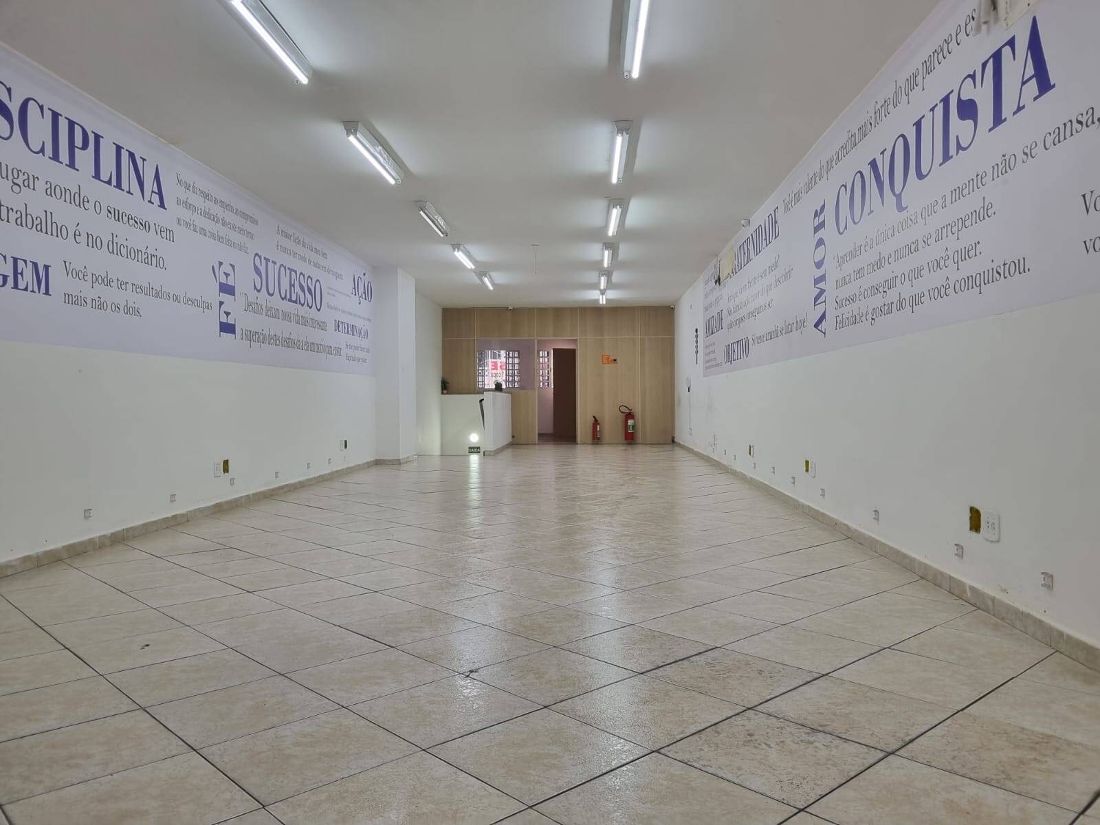 Sala Sobreloja Comercial P/ Alugar no Tatuapé com 100 meros quadrado