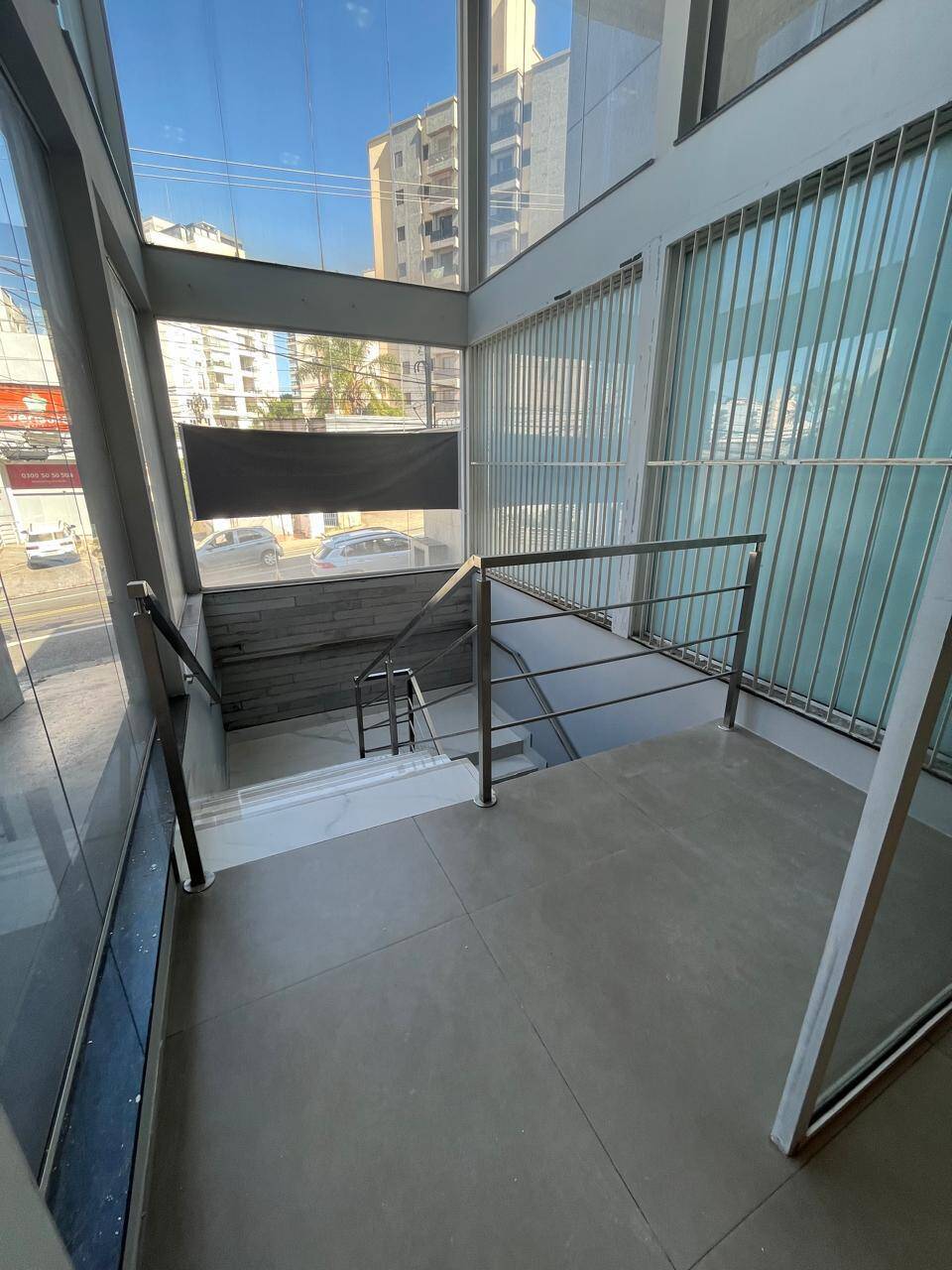 Prédio Comercial P/ Alugar-Santana C/ 750 Mts Quadrados- C/ Estac  Próprio