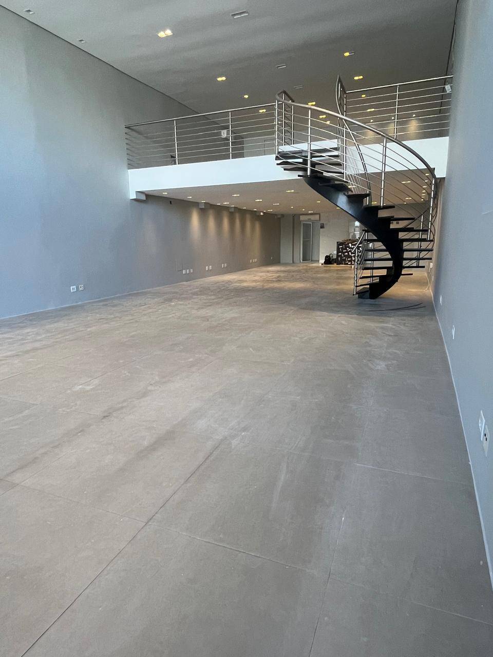 Prédio Comercial P/ Alugar-Santana C/ 750 Mts Quadrados- C/ Estac Próprio