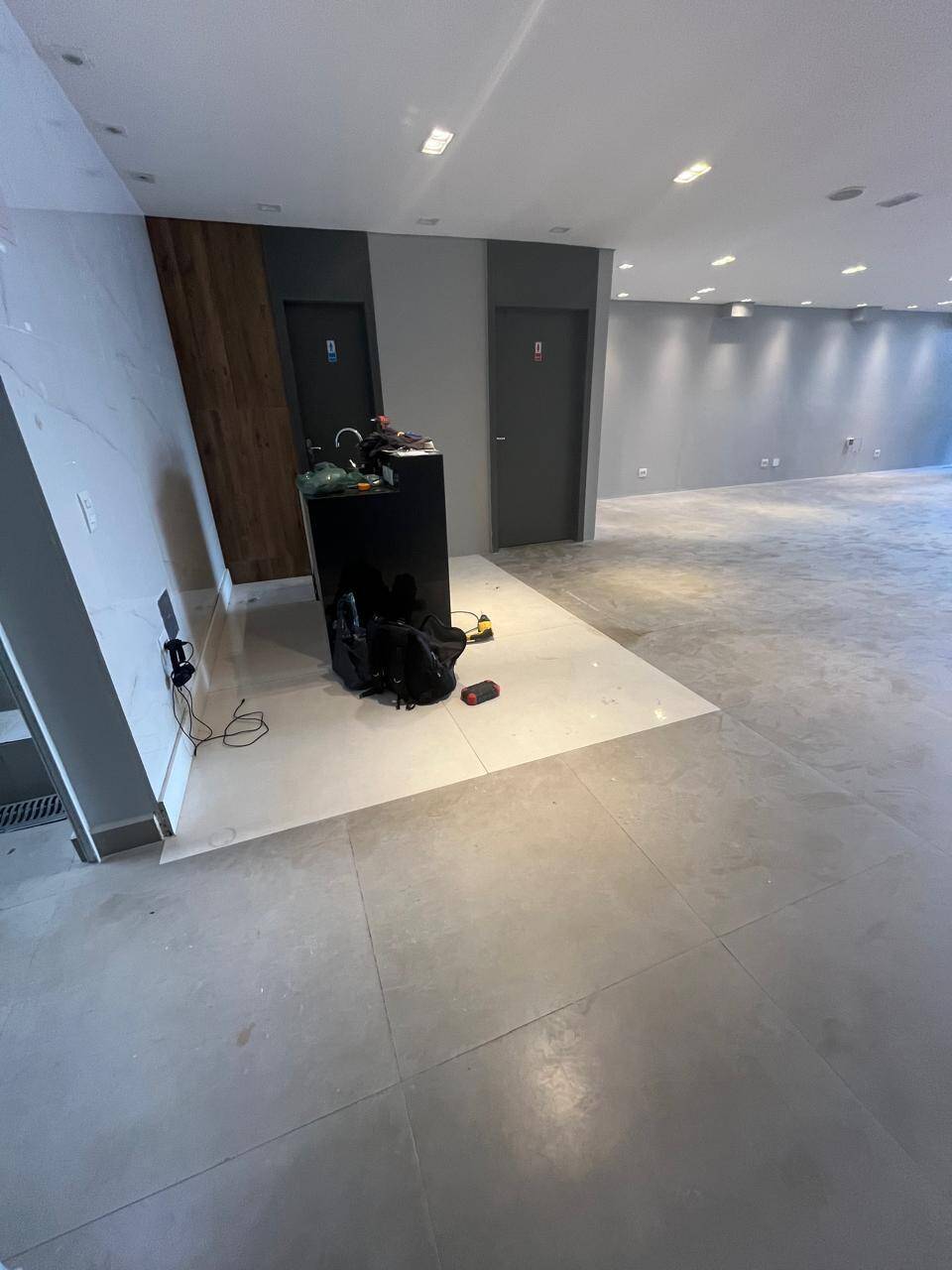 Prédio Comercial P/ Alugar-Santana C/ 750 Mts Quadrados- C/ Estac Próprio