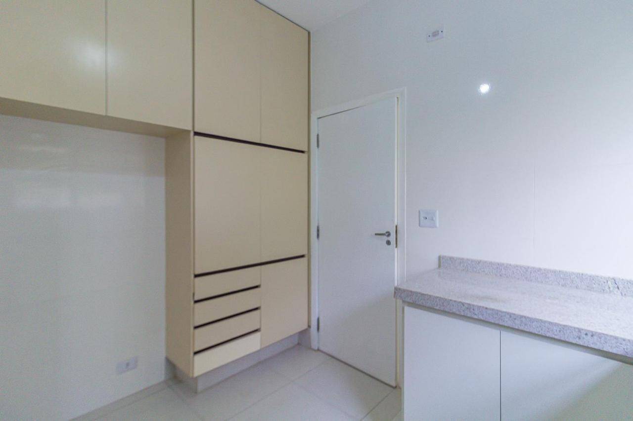 Apartamento, 3 quartos, 216 m² - Foto 17