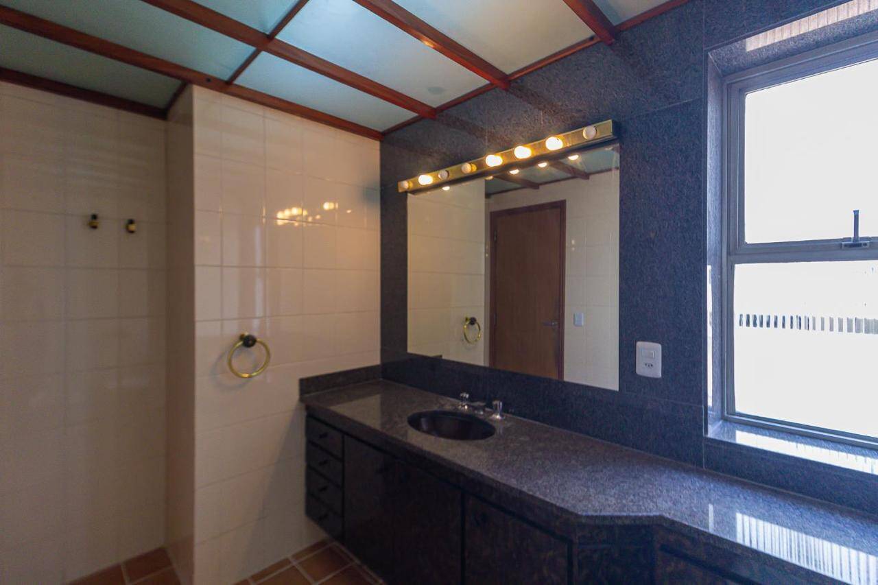 Apartamento, 3 quartos, 216 m² - Foto 18