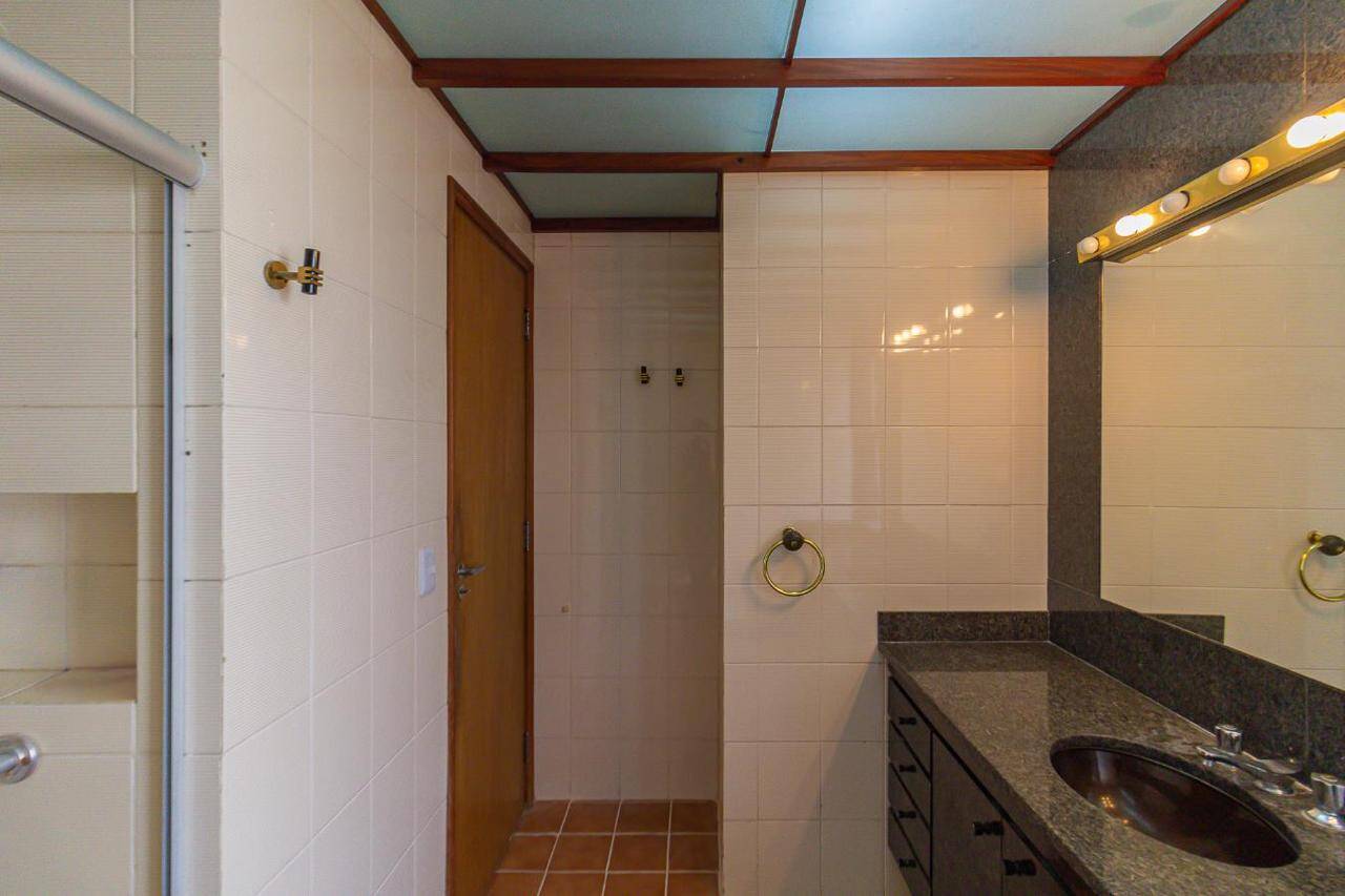 Apartamento, 3 quartos, 216 m² - Foto 48