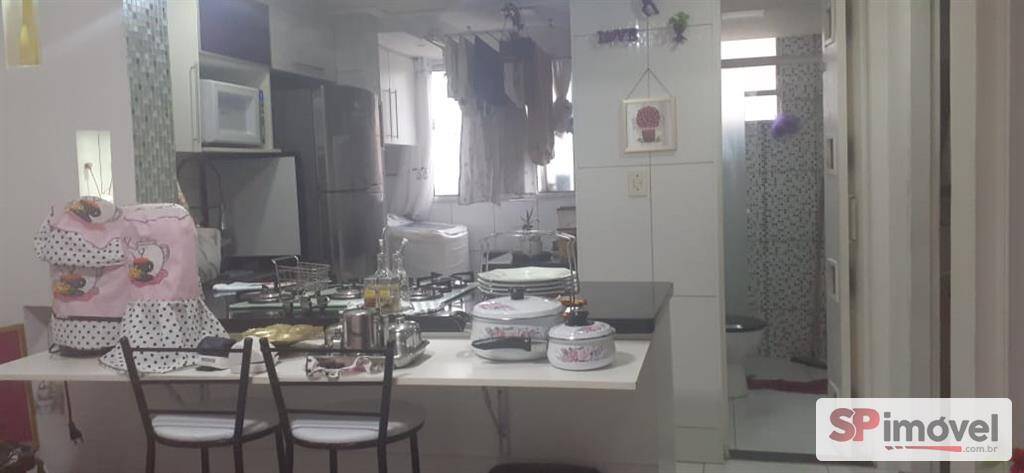 Apartamento a Venda- jardim Nelia IV- ZL  - C/ Dois Dormitórios e Uma Vaga.