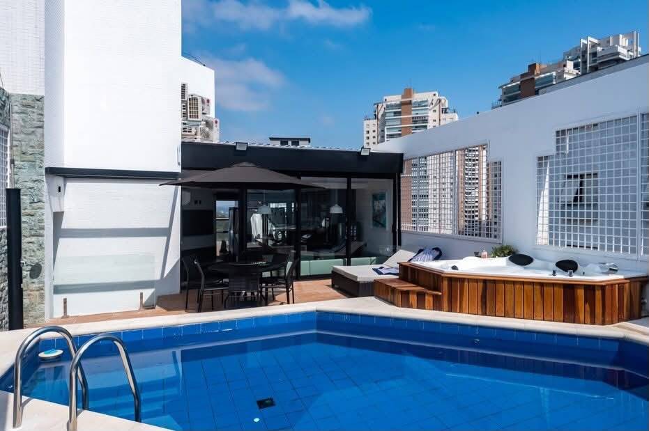 Apartamento Duplex de Cobertura no  Morumbi- Três Suites+ Três Vagas