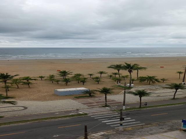 #Apto 260 - Apartamento para Venda em Praia Grande - SP - 2