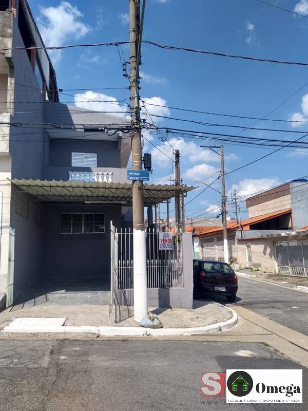 Sobrado Venda na Vila Alpina, com Dois Dormitórios, e duas Vaga de Garagem