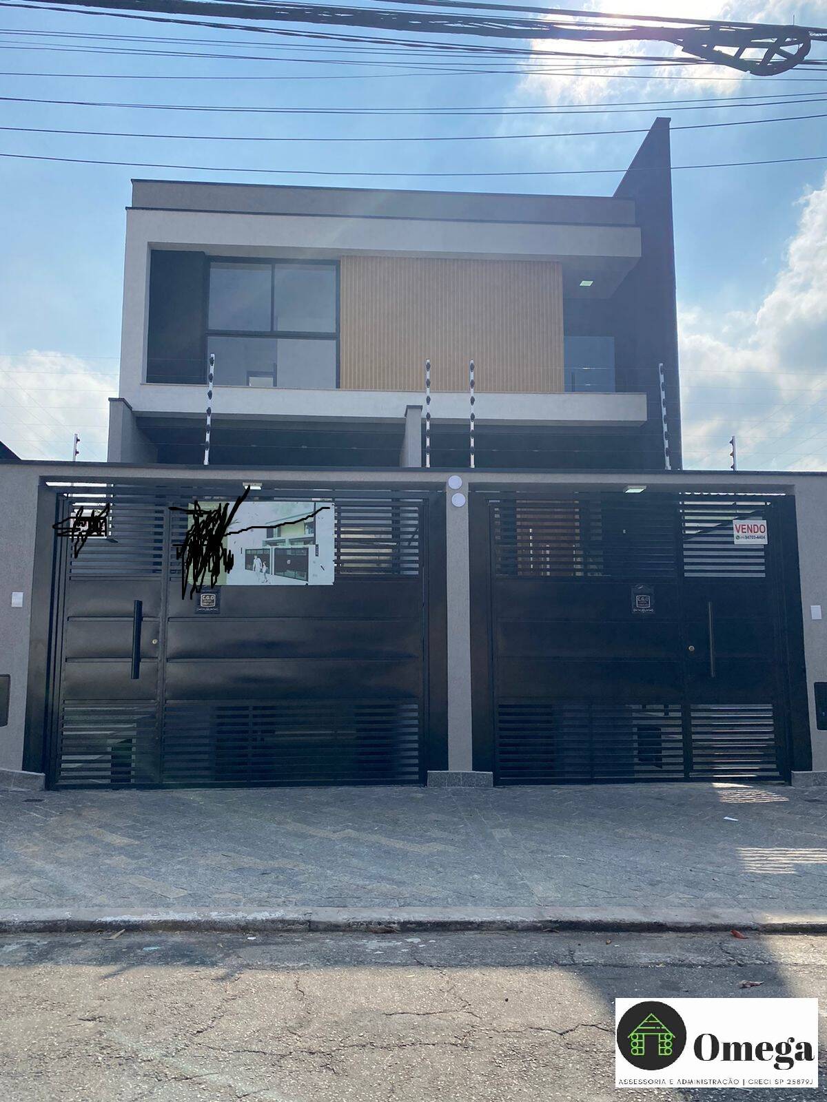 Sobrado a Venda Vila Carrão c/ Três Dormitórios sendo uma Suite Quarto Vaga