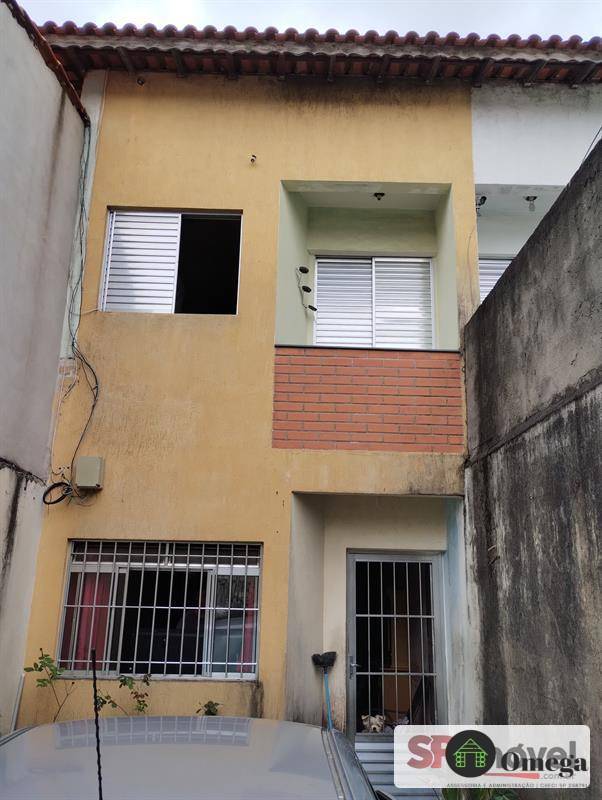 Sobrado a Venda -Jardim das Oliveiras - C/ Dois Dormitórios e Uma Vaga
