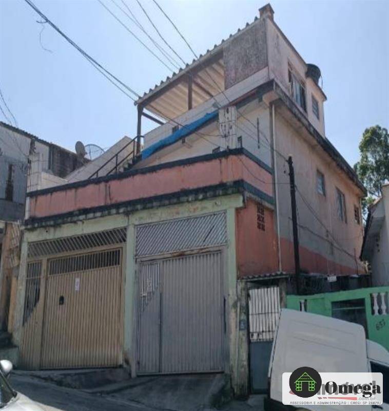 Sobrado de Renda A Venda- Cidade Líder-C/ Seis Dormitórios e Seis  Vaga