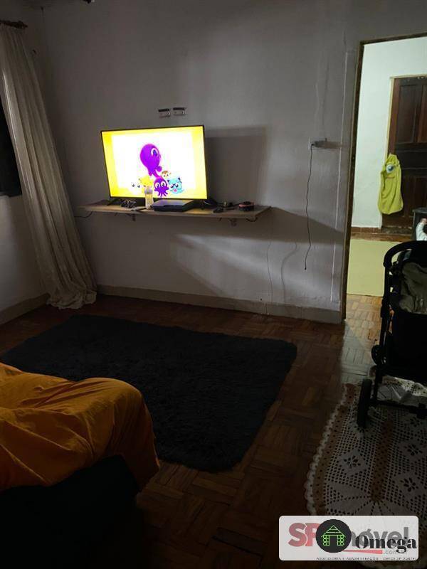 Casa Terreá a Venda -Vila Ivone ZL- com / Quatro Dormitórios e Duas Vagas